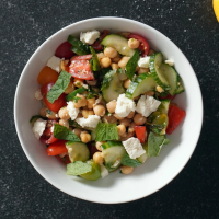 Mediterranean Chickpea Salad